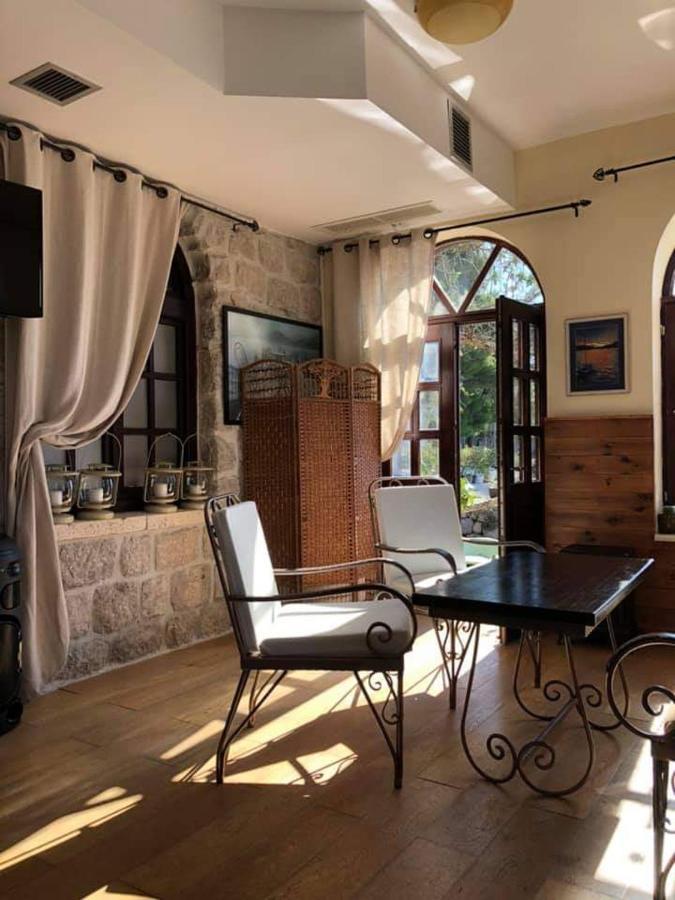 Hotel Carrubba Donja Lastva Kültér fotó