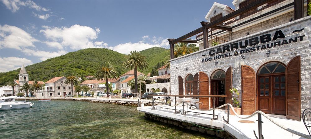 Hotel Carrubba Donja Lastva Kültér fotó